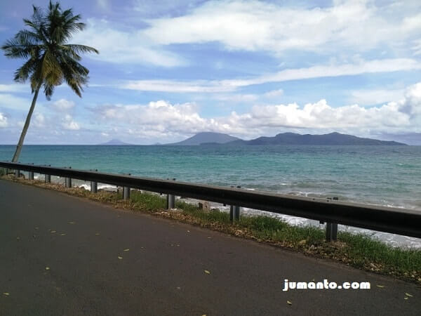 pantai pinggir jalan rajabasa