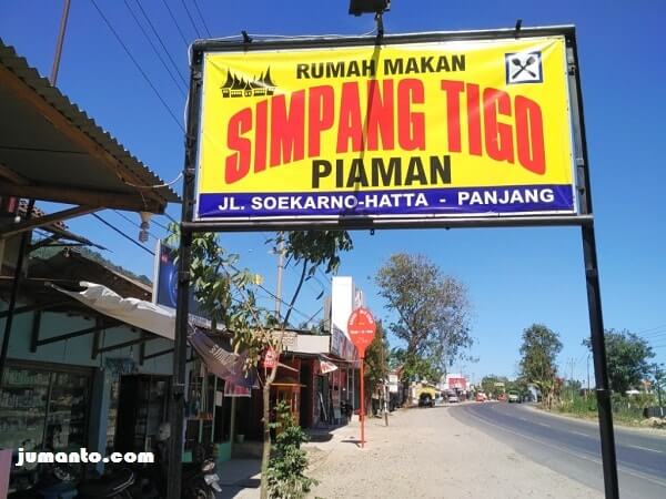 warung makan simpang tigo