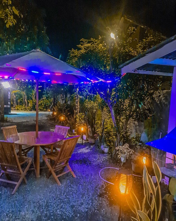 cafe diamond, tempat makan malam romantis di lampung barat