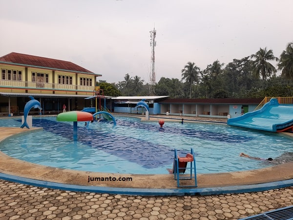 kolam renang anak di pesawaran city waterpark